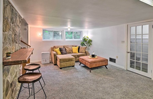 Austerlitz House | Austerlitz Home w/ Updated Interior + Porch!