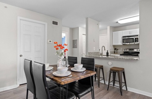 Pleasant Valley Apartment | Austin 3BR Home for Families & Groups · Sleeps 12 · 10min to UT