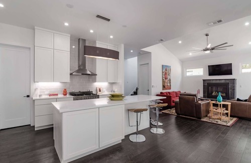 Travis Heights House | Austin Compound 1 Block off Trendy South Congress, Perfect for Groups Traveling Together!