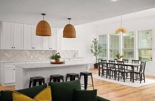 Austin House | Austin Compound: 3 Homes, Pool, Sleeps 14