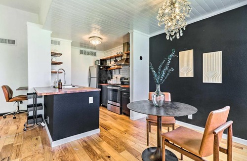 Pleasant Valley Apartment | Austin Condo with Patio - 4 Mi to Downtown!