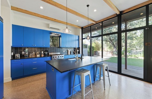 Barton Heights House | Austin Downtown Pool, Hot Tub & Guest House