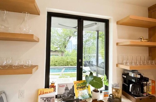 Bouldin House | Austin | Downtown Views, Pool, Spa & Walkable