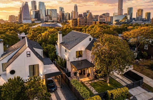 Bouldin House | Austin | Downtown Views, Pool, Spa & Walkable