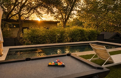 Bouldin House | Austin | Downtown Views, Pool, Spa & Walkable