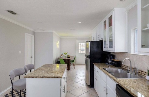 McKinley Heights House | Austin East Side Charmer: 3BR, Firepit, Outdoor Fun