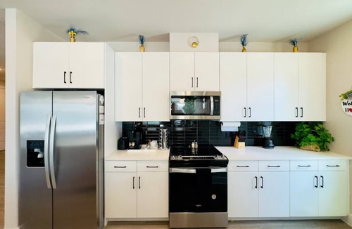 McNeil Apartment | Austin Group Ready 2BR | Near Domain | Gym & Pool