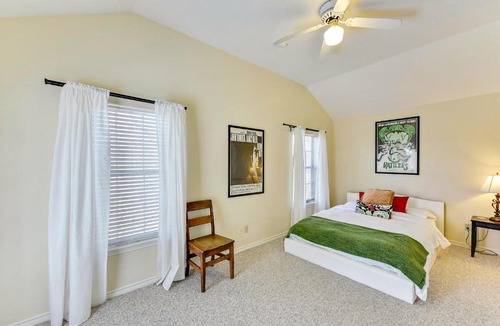 West Campus Apartment | Austin Guesthouse