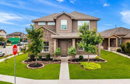 Austin House | Austin Home about 12 Mi to Downtown!
