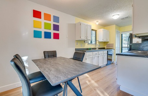 Apache Shores House | Austin Home w/ Community Pool: 3 Mi to Lake Travis