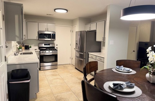 Montopolis House | Austin Hotspot - Minutes to Airport, Downtown & F1