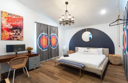 East Cesar Chavez Villa | Austin Icon Group Mansion - 6min to Rainey Street