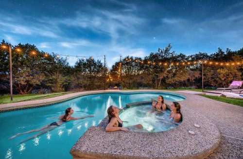 West Oak Hill House | Austin Luxe Retreat Pool Spa Game Room Fire Pit