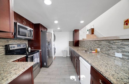 The Hills House | Austin Luxury Hills 4BR Gated Home w/Pool