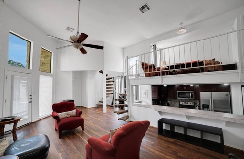The Hills House | Austin Luxury Hills 4BR Gated Home w/Pool