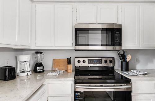 Sonesta West House | Austin Luxury Townhome