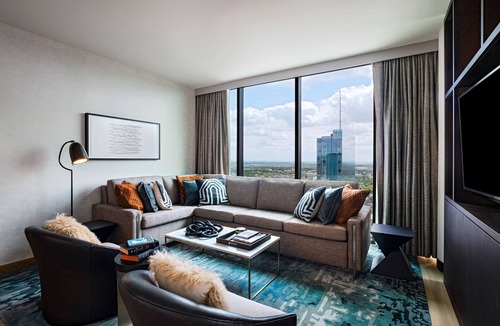 Waller Creek District Hotel | Austin Marriott Downtown