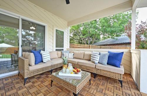 Pflugerville House | Austin Music Retreat - 5-Bedroom home with Pool and Game Room