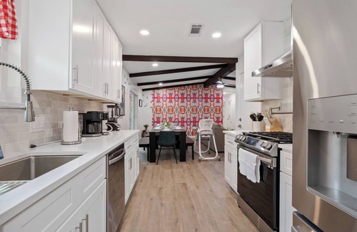 North Park Estates House | Austin Near Q2 & Domain: Cowboy Pool & Game Room