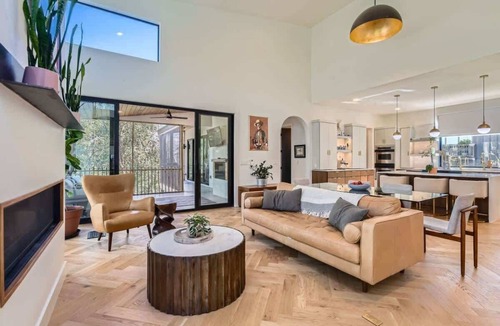 West Lake Hills House | Austin's LUX Modern Home Near Downtown & Zilker