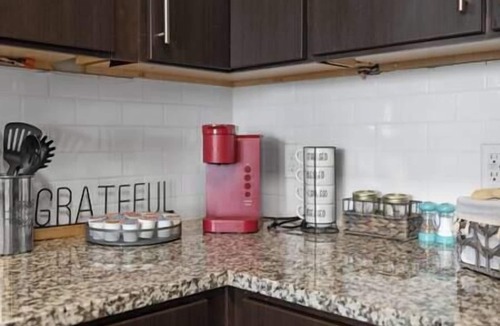 Austin Apartment | Austin's Serene Views w/Large Balcony*Pool