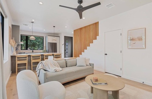 Austin House | Austin's Stylish Treetop Walkable Retreat!