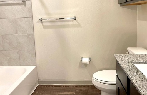 Pleasant Valley Apartment | Austin Summer 2 Bedroom Suite