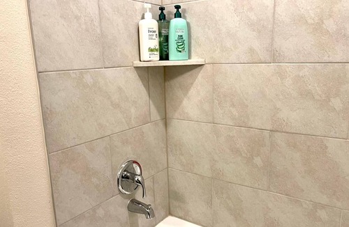 Pleasant Valley Apartment | Austin Summer 2 Bedroom Suite