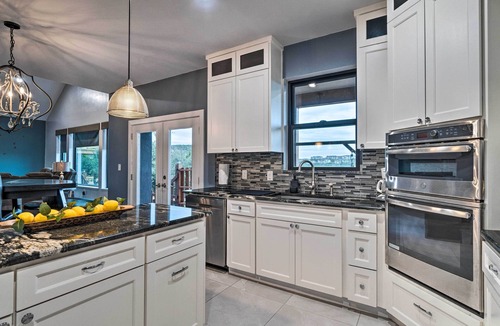 Comanche Trail Estates House | Austin Vacation Rental: 2 Mi to Lake Travis!