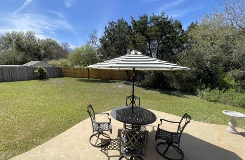 Riverplace House | Austin Vibe and Views, Patio, Firepit, Grill -Near Lakes, Downtown, Golf, PBall