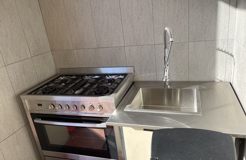 Dennington House | Austral Place 88 via Merri River