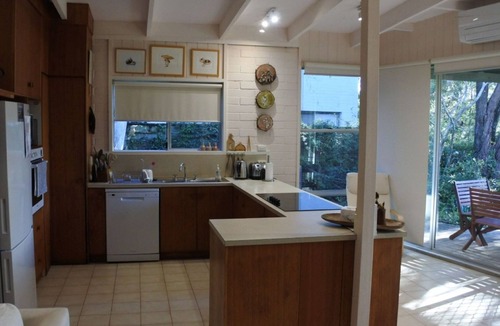 Broulee House | Australian Beach and Sea Haven