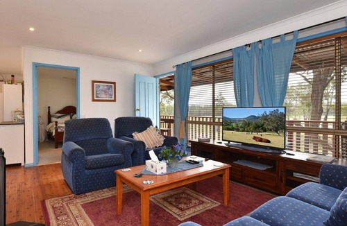 Ellalong Cottage | Australiana Cottages