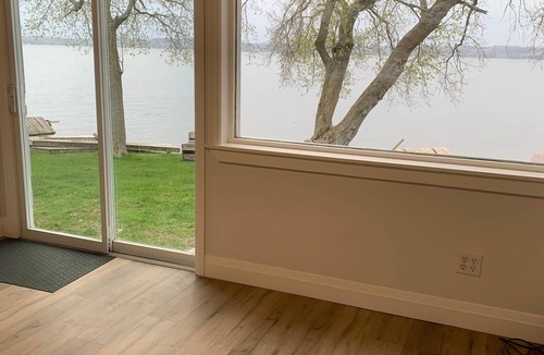 Hamilton Township House | Austria - Cottage # 9 (Lakefront)