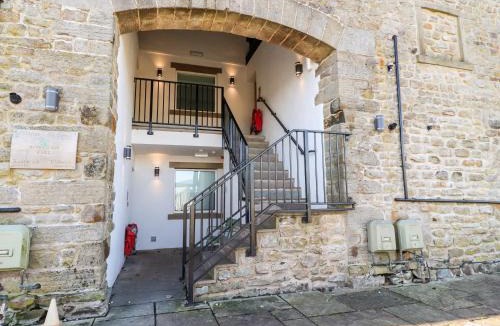 Fourstones Near Bentham House | Austwick