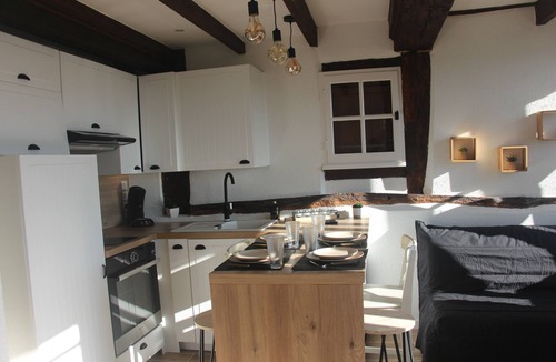 Les Authieux-sur-Calonne Cottage | AUTHENTIC SHEEPFOLD OR LITTLE HOUSE ON THE PRAIRIE