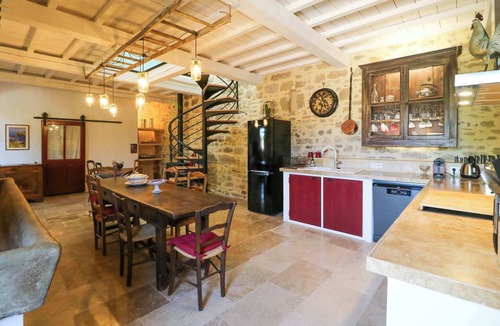 Saint-Laurent-La-Vernede House | Authentic Country House with pool near Uzes
