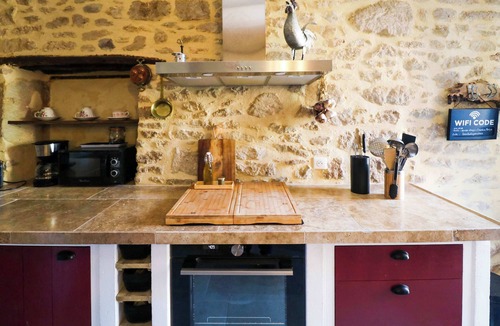Saint-Laurent-La-Vernede House | Authentic Country House with pool near Uzes