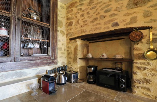 Saint-Laurent-La-Vernede House | Authentic Country House with pool near Uzes