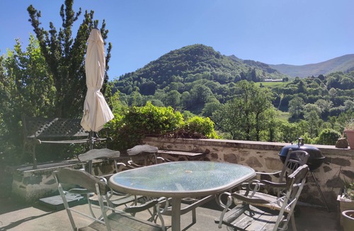 Saint-Jacques-des-Blats House | Authentic house a few steps from hiking trails and ski slopes