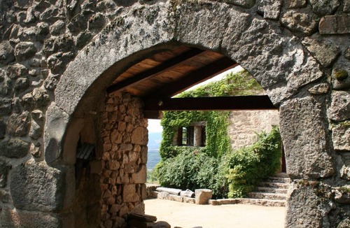 Chateauneuf-de-Vernoux House | Authentic stone house. Exceptional site, quiet and peaceful.