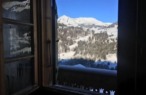 Vers L'Eglise Ski Chalet | Authentic 18th Century Swiss Alpine Chalet