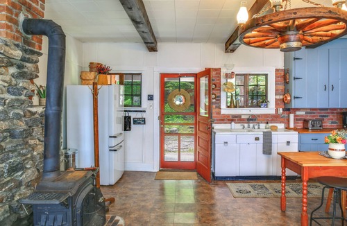 Stratford House | Authentic 1912 Adirondack Lake Camp w/Fire Pit