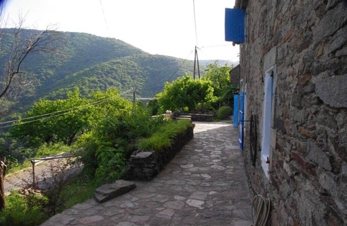 Le Frontal Cottage | Authentic 19th century house near Vans