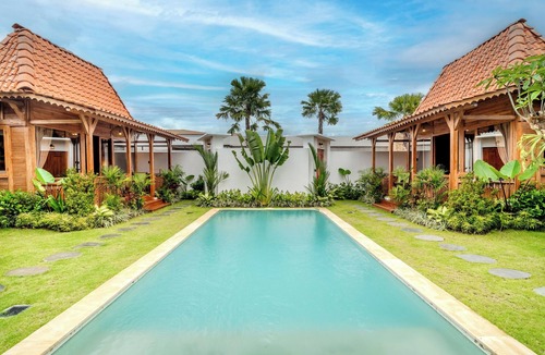 Singakerta Villa | Authentic 4BR Santuary Traditional Joglo House in Bali's Cultural Heart