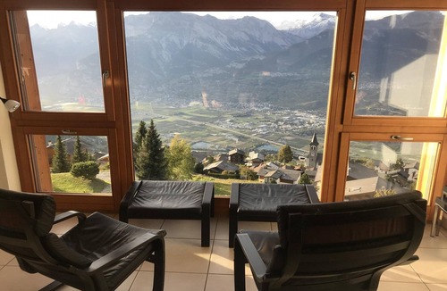 Veysonnaz Apartment | Authentic Apartment With Mountain View