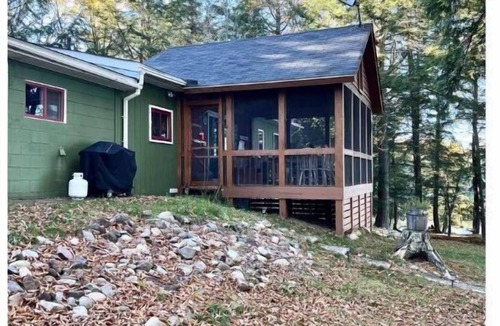 Presque Isle House | Authentic Cabin Annabelle Lake