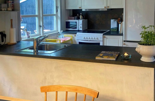 Skram House | Authentic cottage near beach and woods
