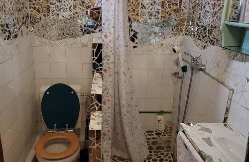 Conques-sur-Orbiel Bed & Breakfast | Authentic, family-run B&B 10 minutes from Carcassonne.