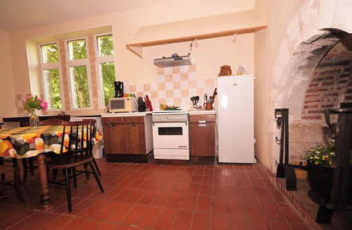 Champagne-et-Fontaine House | Authentic charm, ideal for cousins, but adaptable, in a quiet hamlet